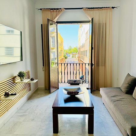 Apartamento Con Balcon Castilla Triana Seville Ngoại thất bức ảnh