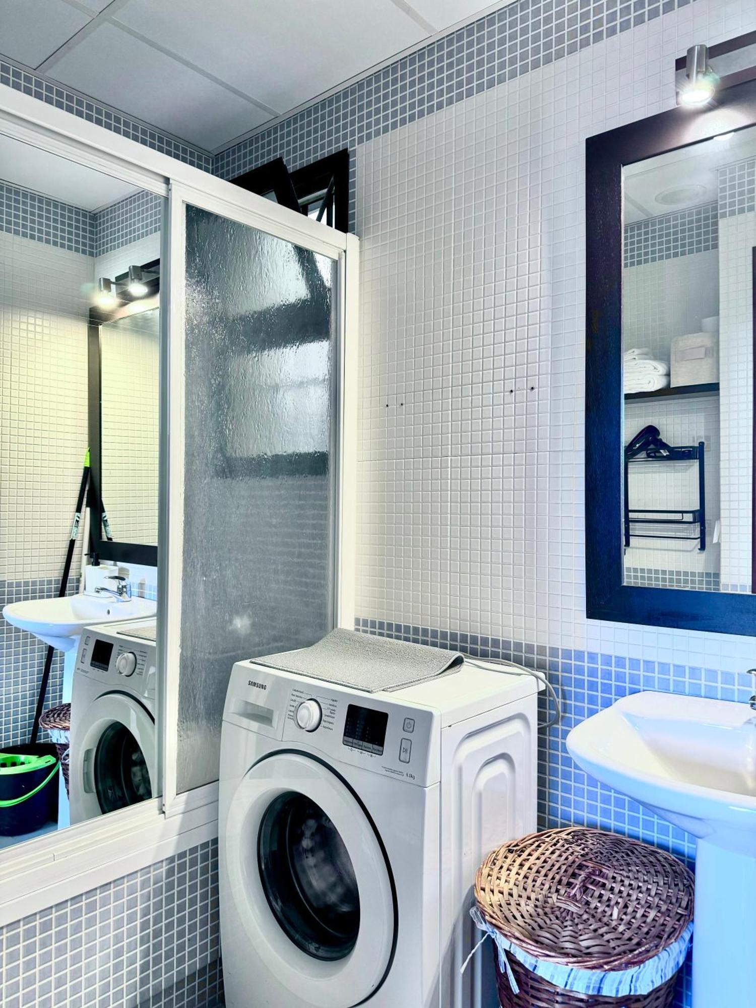 Apartamento Con Balcon Castilla Triana Seville Ngoại thất bức ảnh